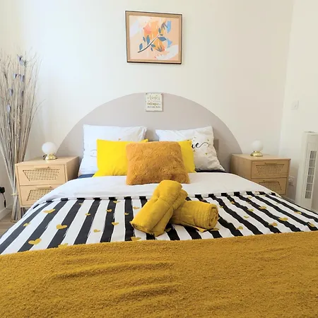 Apartamento Carré D'or Centre Romanité