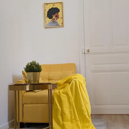 Carre D'or Centre Romanite