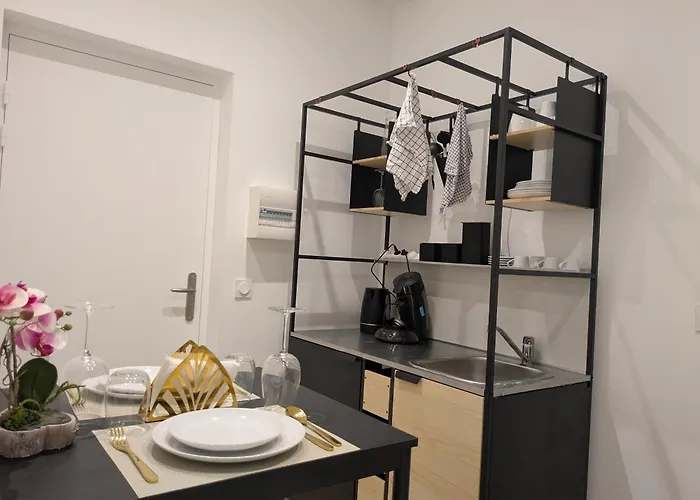 Carre D'or Centre Romanite