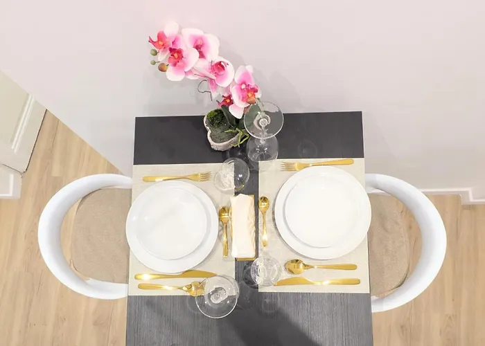 Carre D'or Centre Romanite Apartmán *