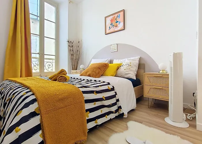 Carre D'or Centre Romanite Nimes