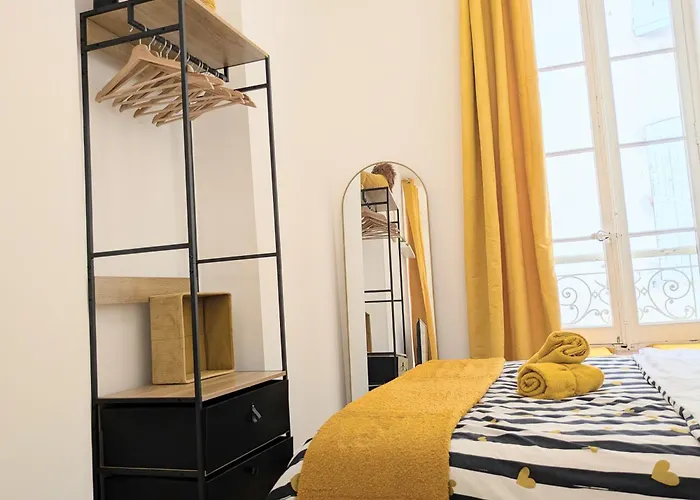 Carre D'or Centre Romanite Nimes