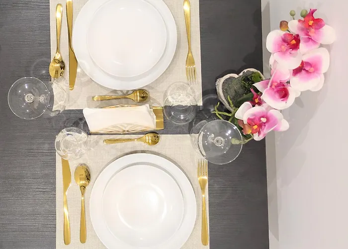 Carre D'or Centre Romanite *