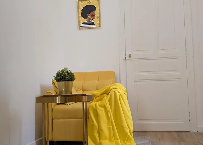 Carre D'or Centre Romanite